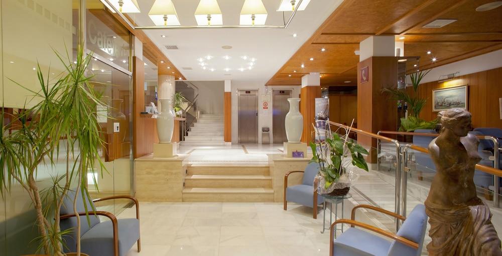 Aparthotel Duquesa Playa Santa Eularia des Riu Buitenkant foto