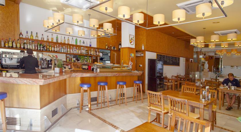 Aparthotel Duquesa Playa Santa Eularia des Riu Buitenkant foto