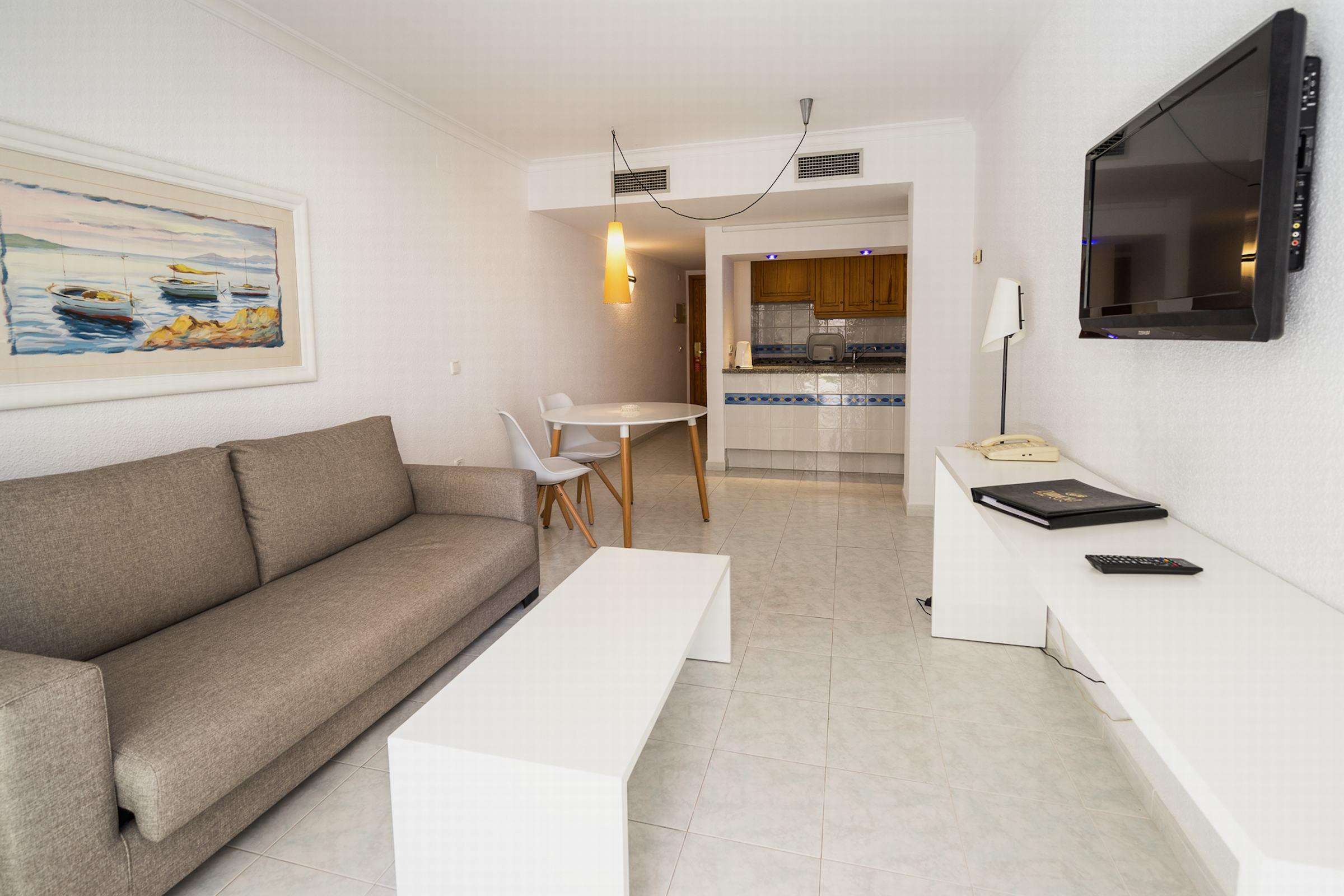 Aparthotel Duquesa Playa Santa Eularia des Riu Buitenkant foto