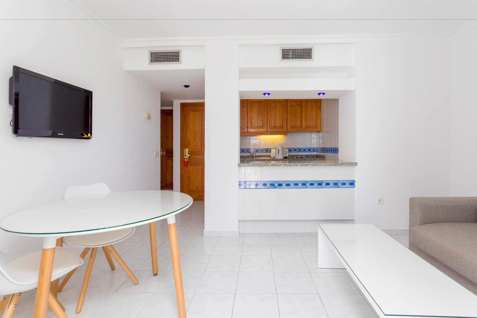 Aparthotel Duquesa Playa Santa Eularia des Riu Buitenkant foto