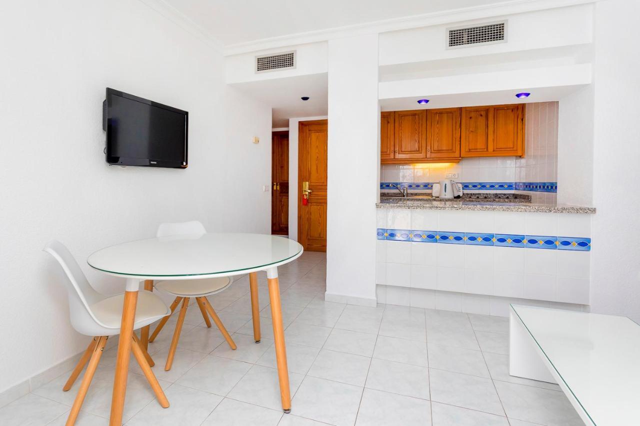 Aparthotel Duquesa Playa Santa Eularia des Riu Buitenkant foto