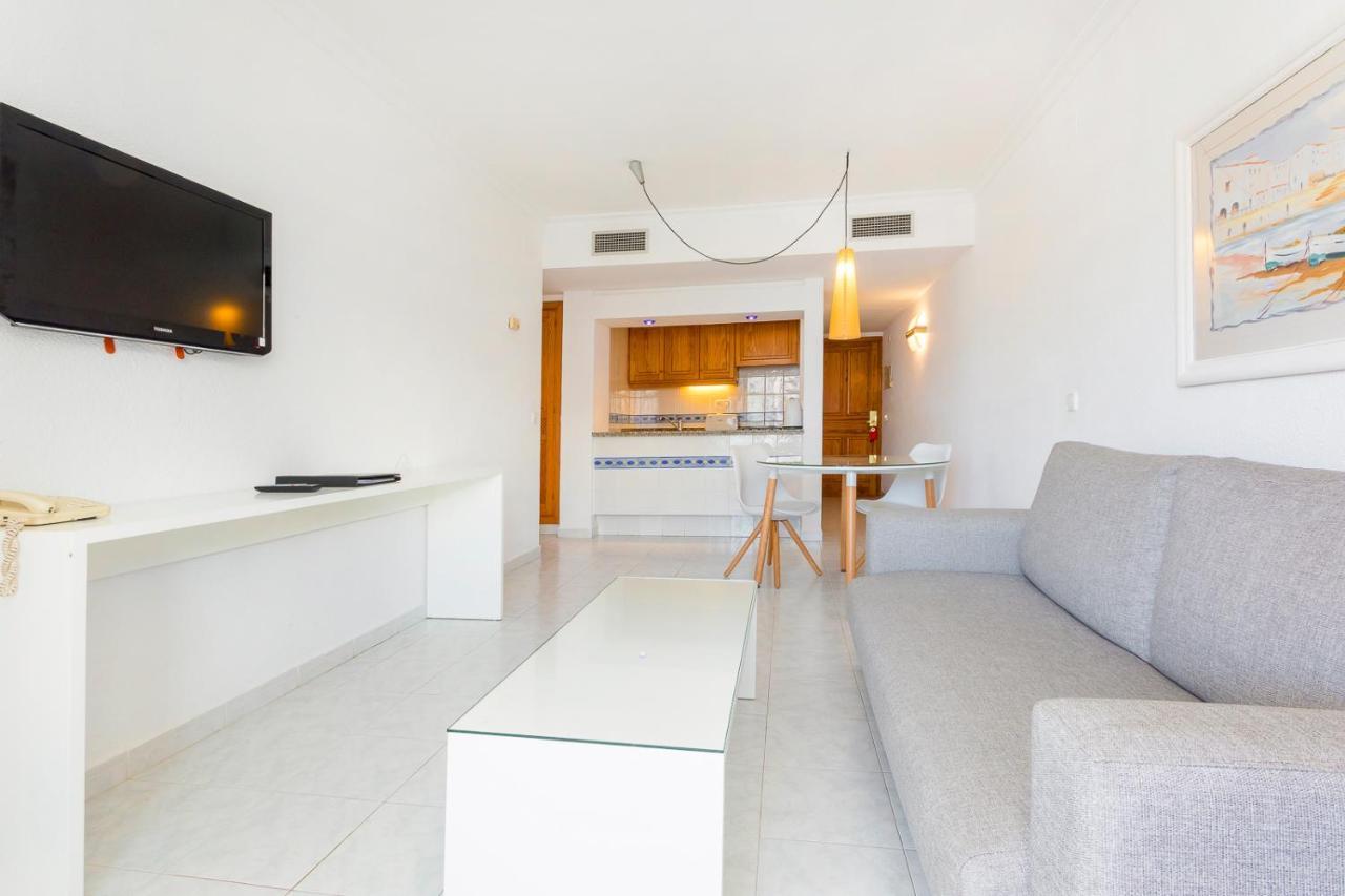Aparthotel Duquesa Playa Santa Eularia des Riu Buitenkant foto