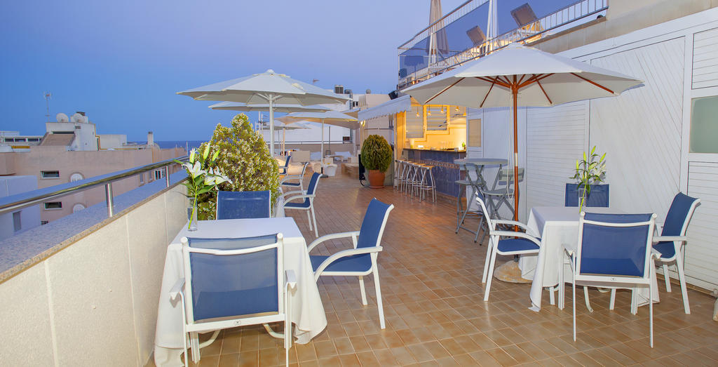 Aparthotel Duquesa Playa Santa Eularia des Riu Buitenkant foto