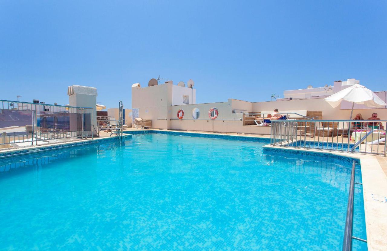 Aparthotel Duquesa Playa Santa Eularia des Riu Buitenkant foto